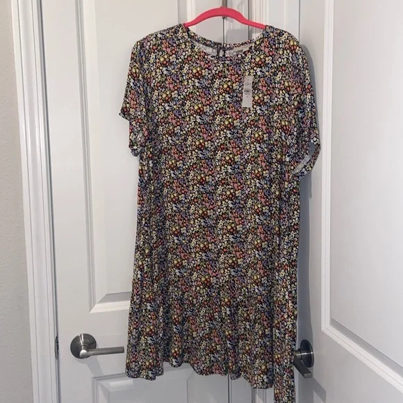 flowy cowgirl dress Jolia Short Floral Button-Up Dress main image 1